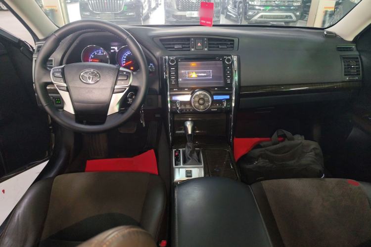 Used Toyota Reiz 2013 2.5V Shangrui Edition Center Console