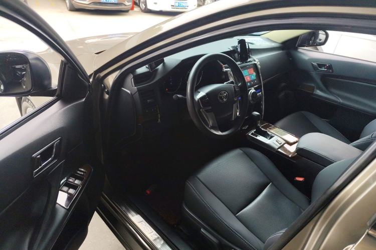 Used Toyota Reiz 2013 2.5S Elite Edition Driver Seat