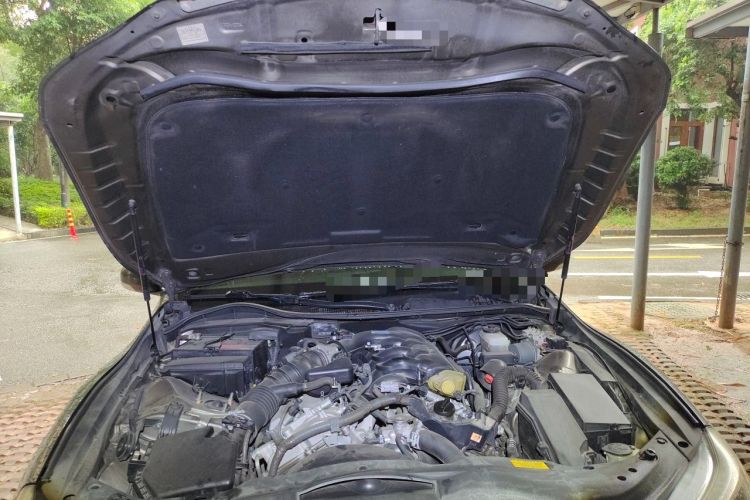 Used Toyota Reiz 2013 2.5V Shangrui Navigation Edition Engine Bay