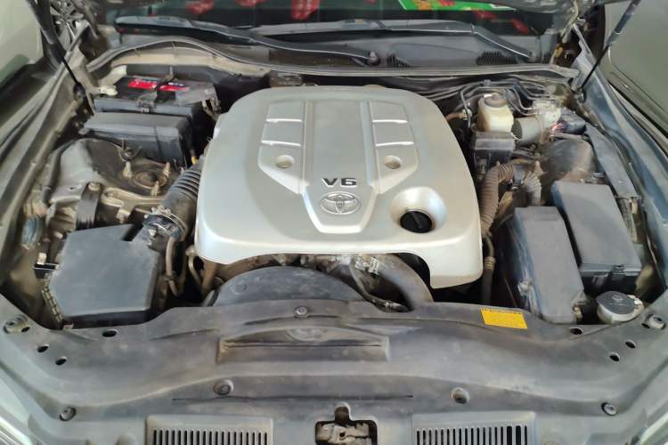 Used Toyota Reiz 2013 2.5V Shangrui Edition Engine Bay