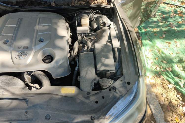 Used Toyota Reiz 2013 2.5S Elite Edition Engine Bay Left