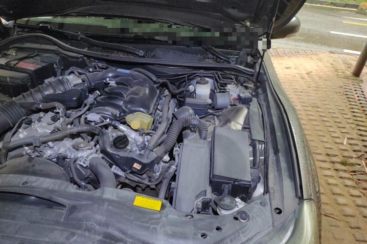 Used Toyota Reiz 2013 2.5V Shangrui Navigation Edition Engine Bay Left