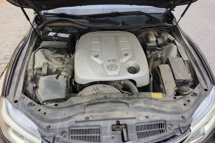 Used Toyota Reiz 2013 2.5V Shangrui Edition Engine Bay