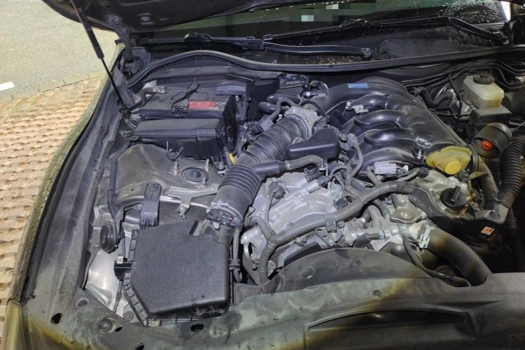 Used Toyota Reiz 2013 2.5V Shangrui Navigation Edition Engine Bay Right