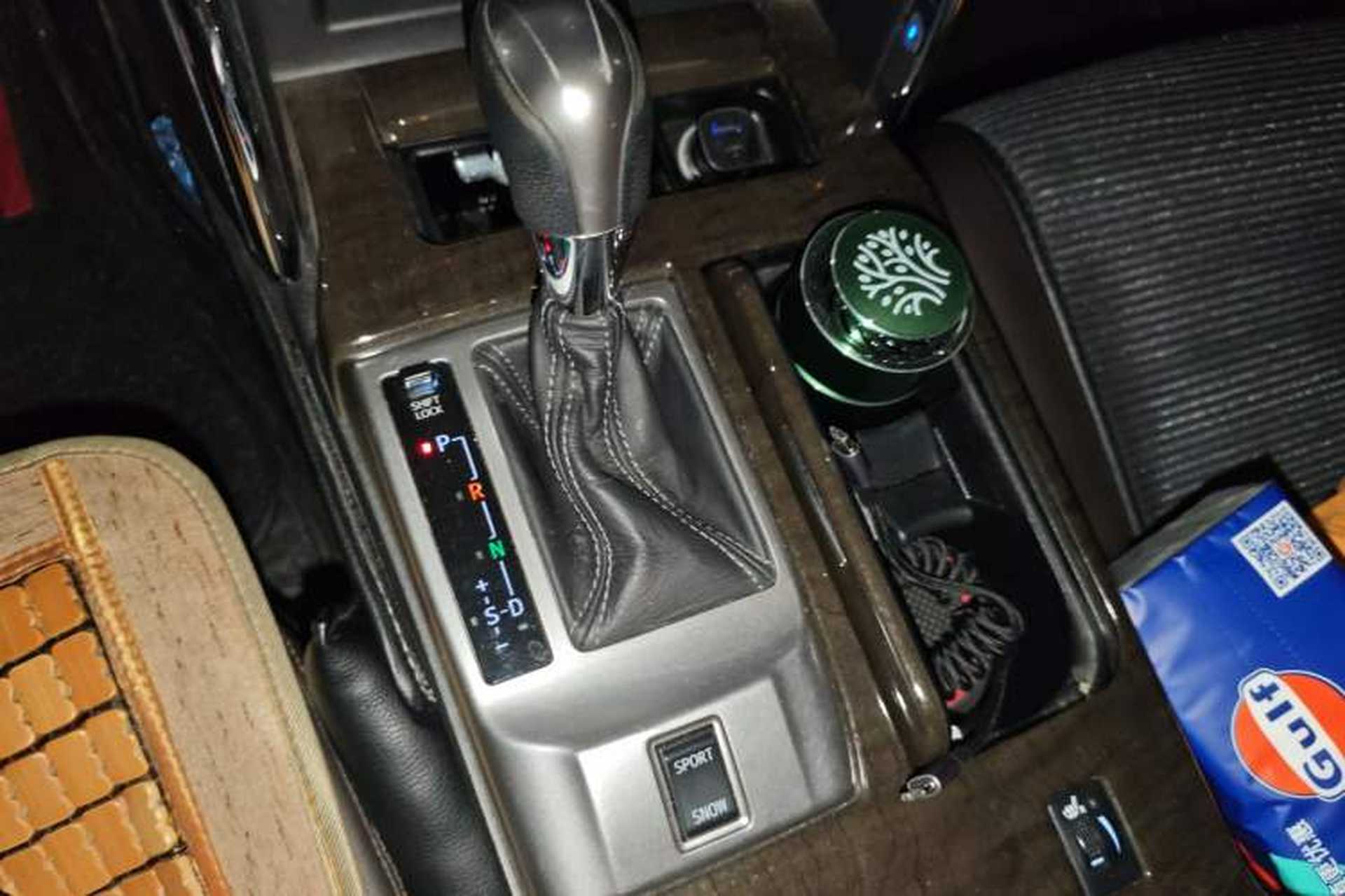 Used Toyota Reiz 2013 2.5V Shangrui Edition Gear Lever