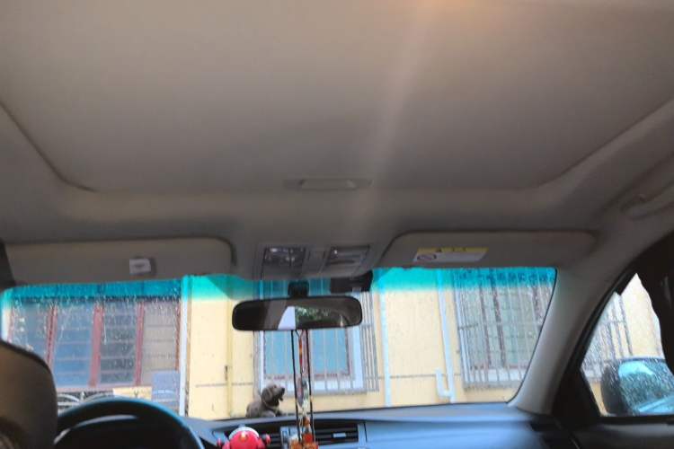 Used Toyota Reiz 2013 2.5V Shangrui Edition Headliner