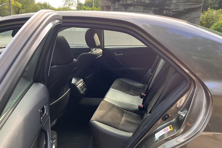 Used Toyota Reiz 2013 2.5V Shangrui Edition Interior 1