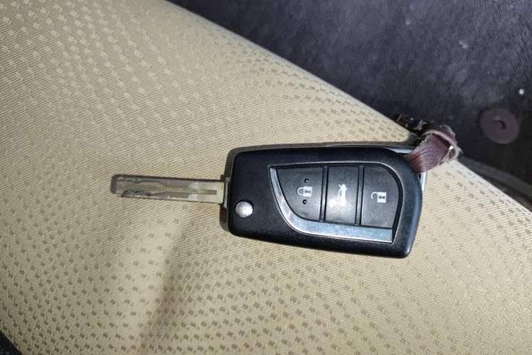 Used Toyota Reiz 2013 2.5S Elite Edition Interior 1