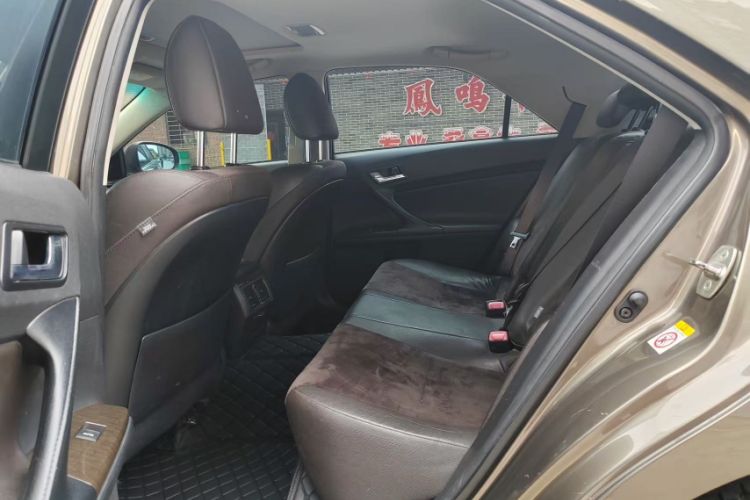 Used Toyota Reiz 2013 2.5V Shangrui Edition Interior 4