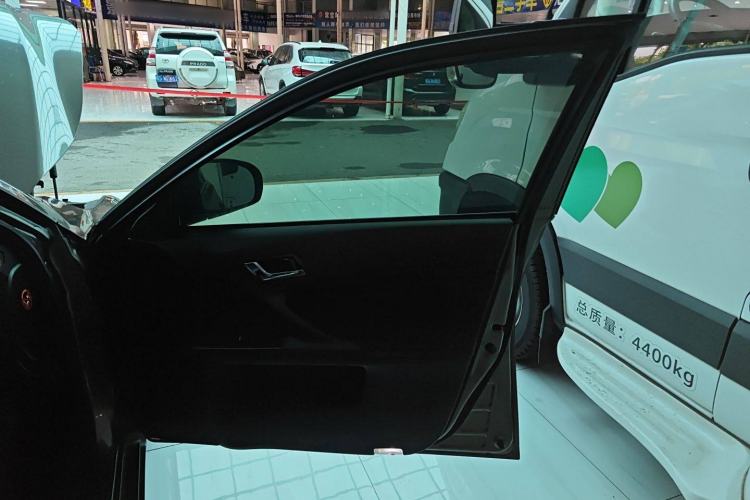 Used Toyota Reiz 2013 2.5S Elite Edition Interior 5
