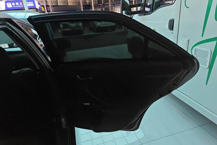 Used Toyota Reiz 2013 2.5S Elite Edition Interior 6