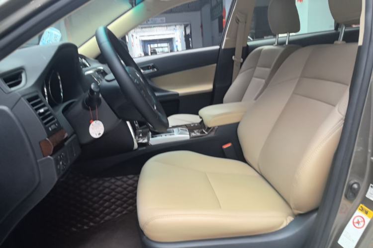Used Toyota Reiz 2013 2.5V Shangrui Edition Left Front Seat