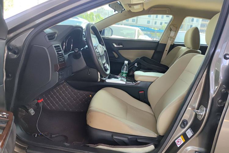 Used Toyota Reiz 2013 2.5S Elite Edition Left Front Seat