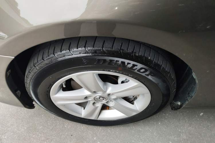 Used Toyota Reiz 2013 2.5S Elite Edition Left Front Wheel Hub