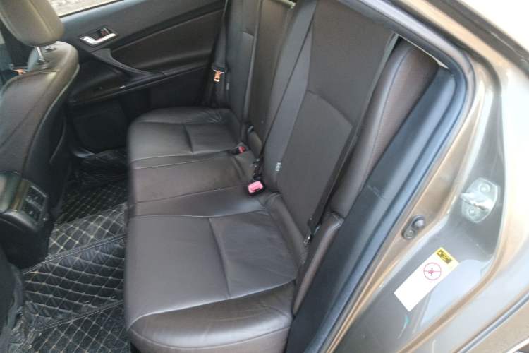 Used Toyota Reiz 2013 2.5V Elite Edition Left Rear Seat