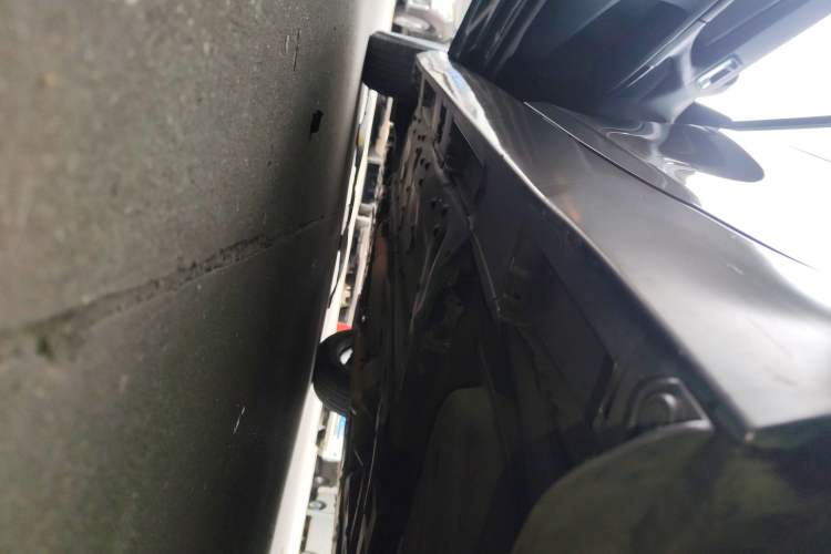 Used Toyota Reiz 2013 2.5S Elite Edition Left Side Sill