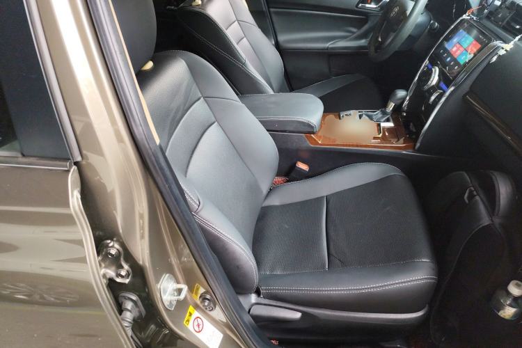 Used Toyota Reiz 2013 2.5S Elite Edition Right Front Seat