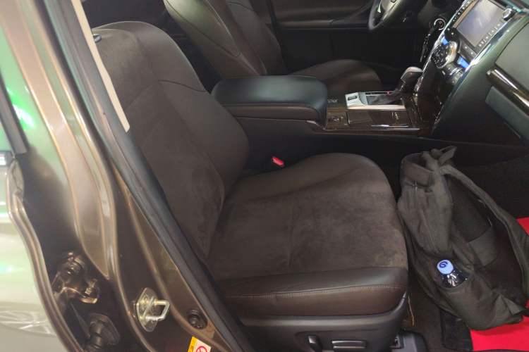 Used Toyota Reiz 2013 2.5V Shangrui Edition Right Front Seat