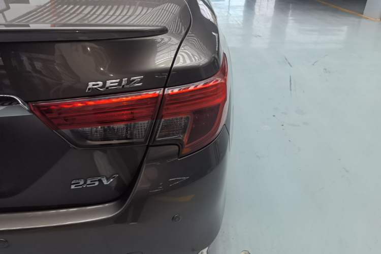 Used Toyota Reiz 2013 2.5V Shangrui Edition Right Rear Taillight
