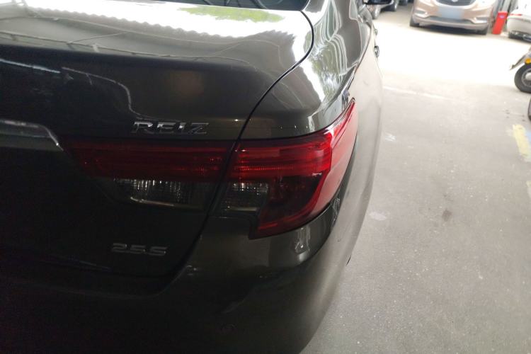 Used Toyota Reiz 2013 2.5S Elite Edition Right Rear Taillight