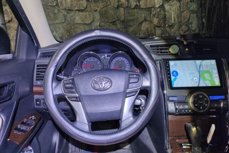 Used Toyota Reiz 2013 2.5V Shangrui Navigation Edition Steering Wheel