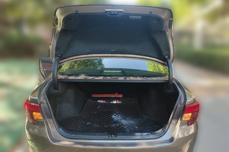 Used Toyota Reiz 2013 2.5S Elite Edition Trunk