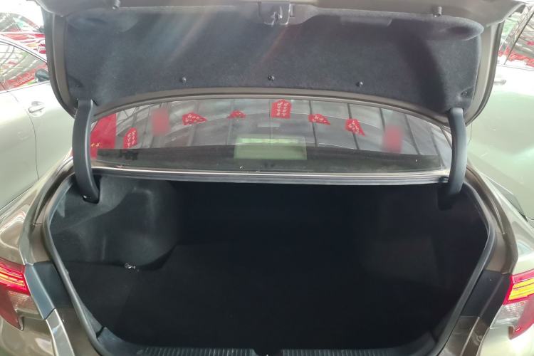 Used Toyota Reiz 2013 2.5V Shangrui Edition Trunk