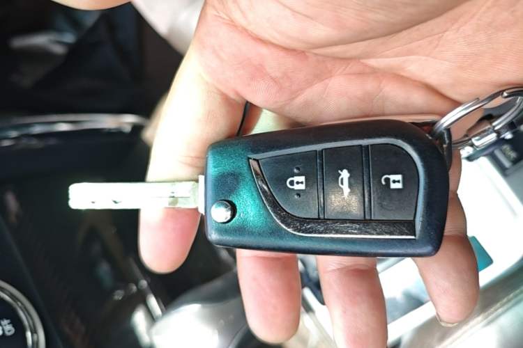Used Toyota Reiz 2013 2.5V Shangrui Edition Vehicle Key