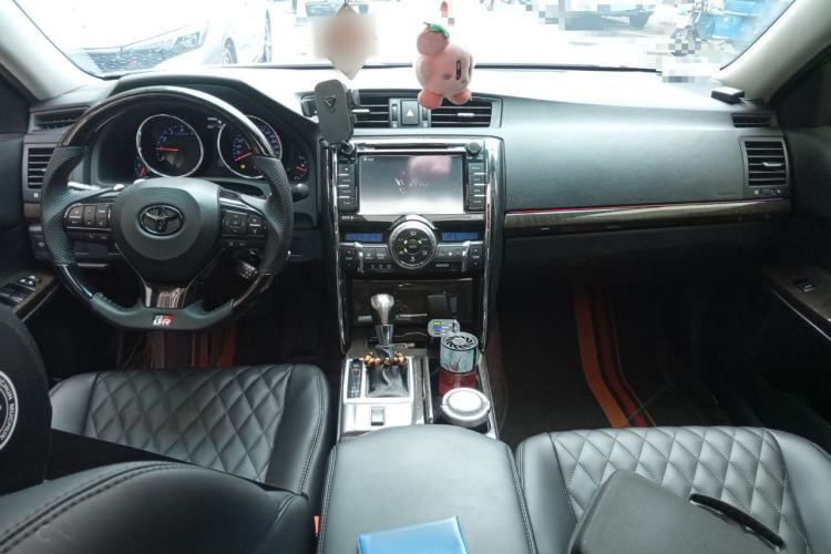 Used Toyota Reiz 2013 2.5V Shangrui Edition Center Console
