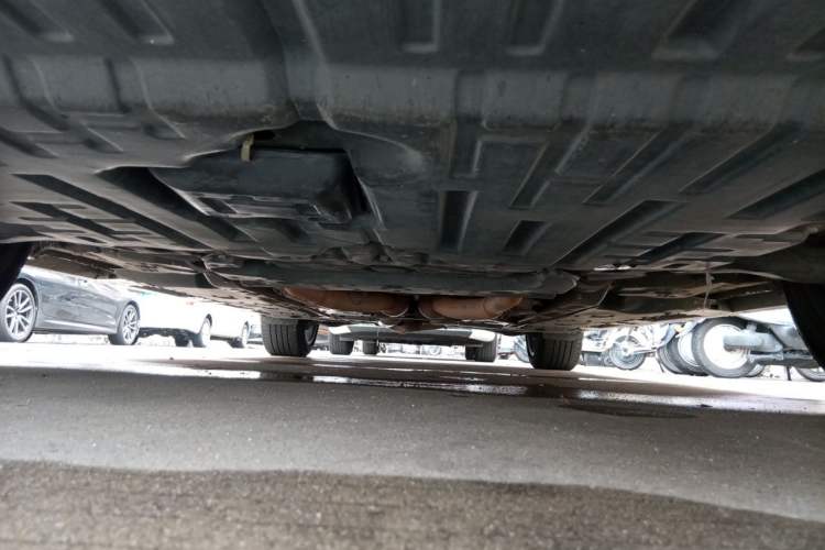 Used Toyota Reiz 2013 2.5V Shangrui Edition Chassis Front