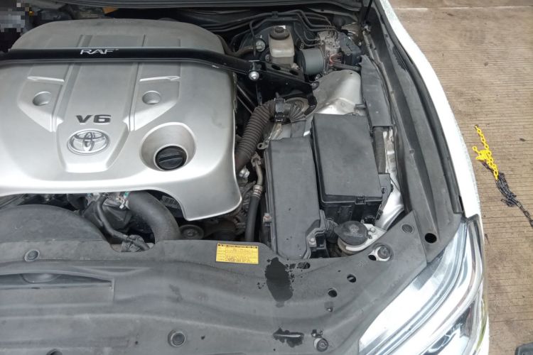 Used Toyota Reiz 2013 2.5V Shangrui Edition Engine Bay Left