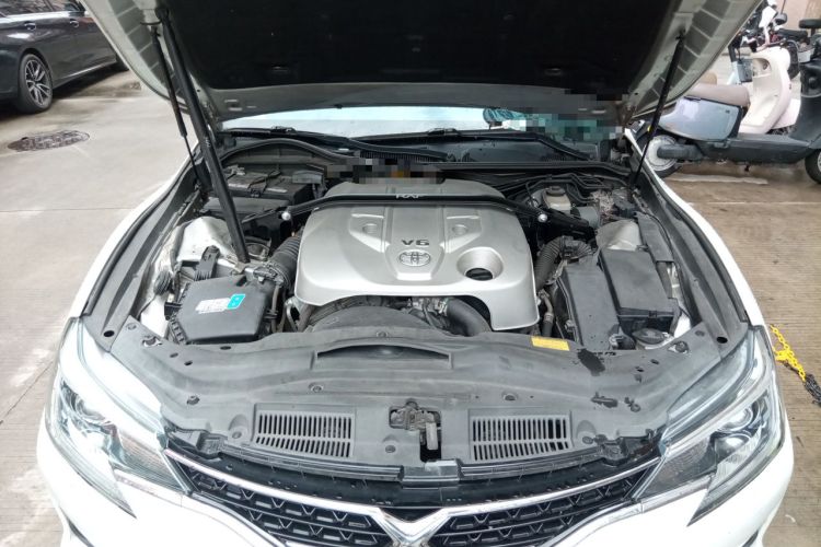 Used Toyota Reiz 2013 2.5V Shangrui Edition Engine Bay