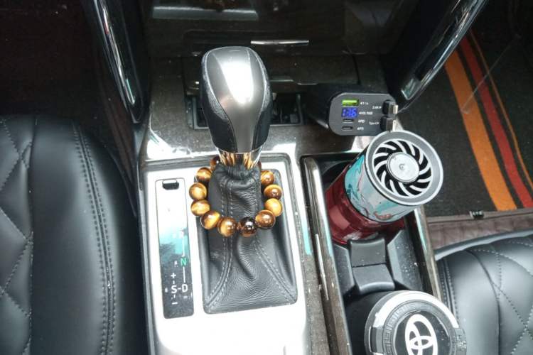Used Toyota Reiz 2013 2.5V Shangrui Edition Gear Lever