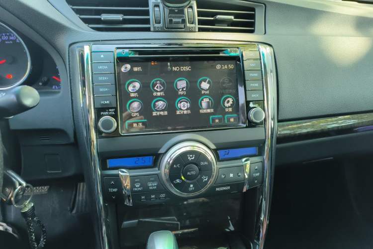 Used Toyota Reiz 2013 2.5V Shangrui Edition Audio And AC Panel