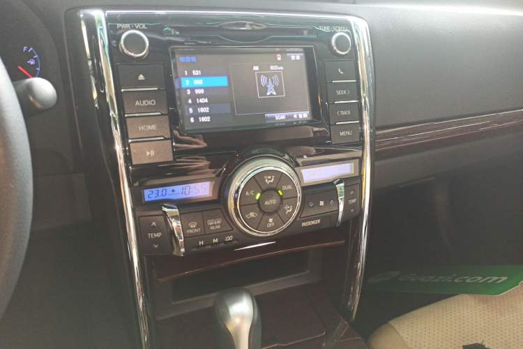 Used Toyota Reiz 2013 2.5V Shangrui Edition Audio And AC Panel