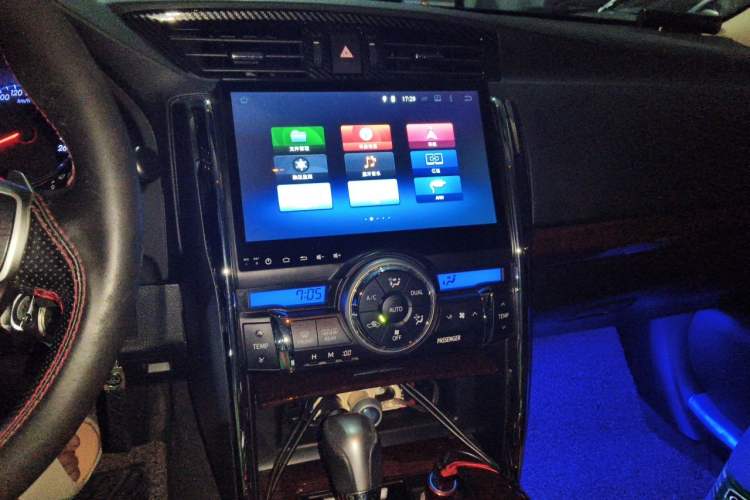 Used Toyota Reiz 2013 2.5S Elite Edition Audio And AC Panel