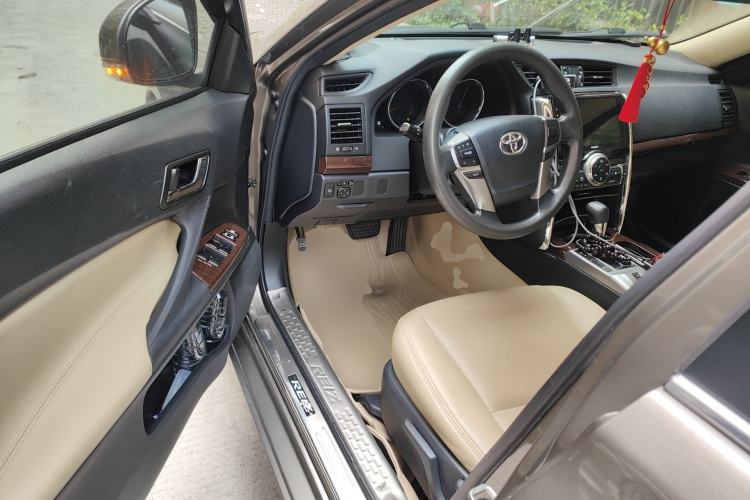 Used Toyota Reiz 2013 2.5S Elite Edition Driver Seat