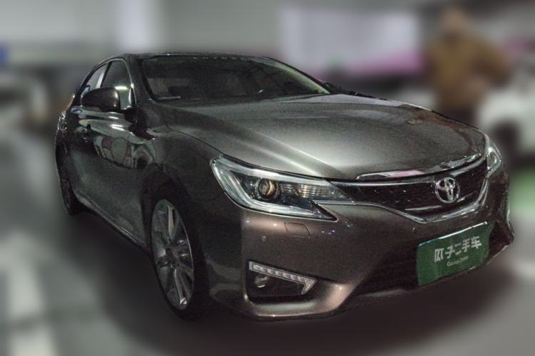 Used Toyota Reiz 2013 2.5S Elite Edition Front Right 45 Deg