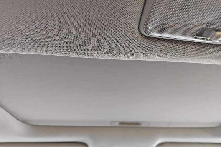 Used Toyota Reiz 2013 2.5V Shangrui Edition Headliner