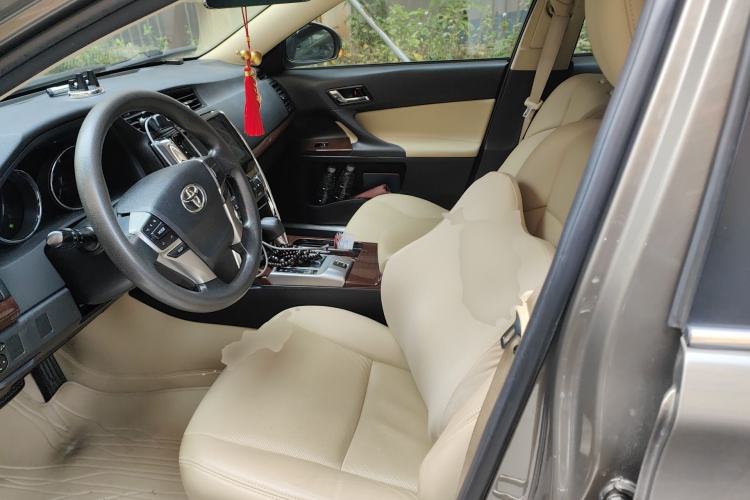Used Toyota Reiz 2013 2.5S Elite Edition Left Front Seat
