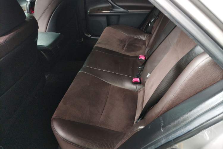 Used Toyota Reiz 2013 2.5V Shangrui Edition Left Rear Seat