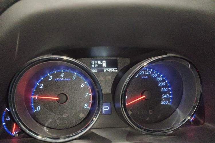 Used Toyota Reiz 2013 2.5S Elite Edition Odometer Close Up