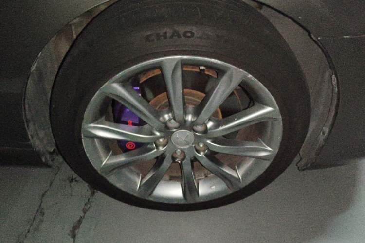 Used Toyota Reiz 2013 2.5S Elite Edition Right Front Wheel Hub