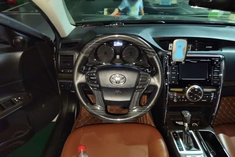 Used Toyota Reiz 2013 2.5S Elite Edition Steering Wheel