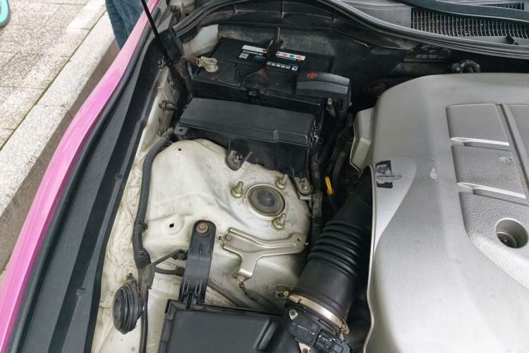 Used Toyota Reiz 2013 2.5V Shangrui Edition Engine Bay Right