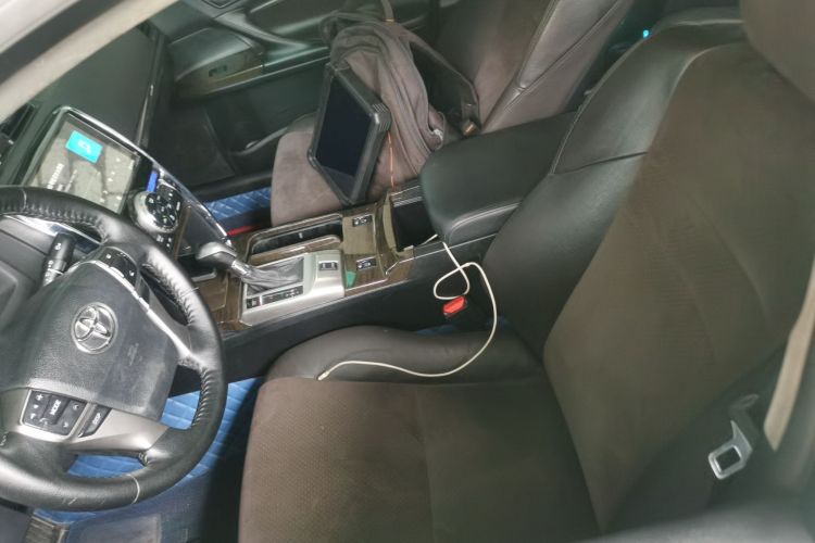Used Toyota Reiz 2013 2.5V Shangrui Edition Left Front Seat