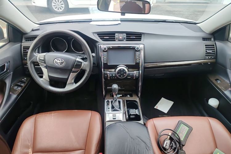 Used Toyota Reiz 2013 2.5S Elite Edition Center Console