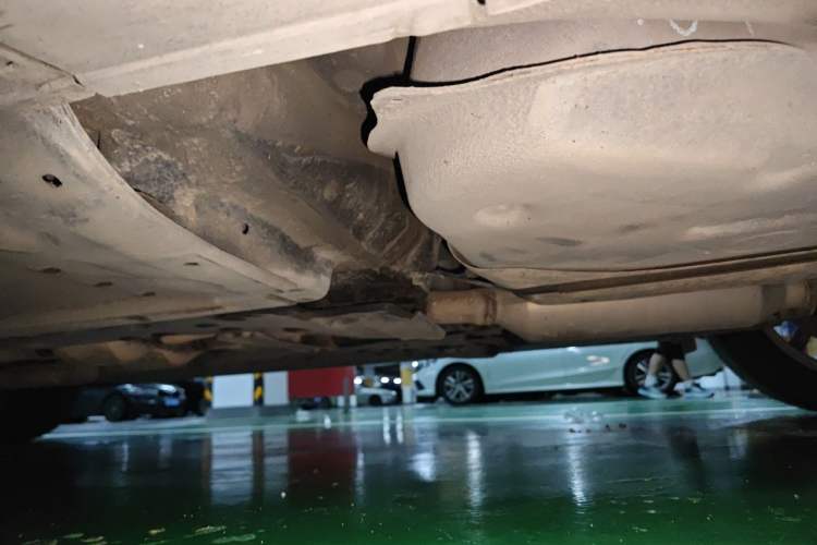 Used Toyota Reiz 2013 2.5V Elite Edition Chassis Rear Left