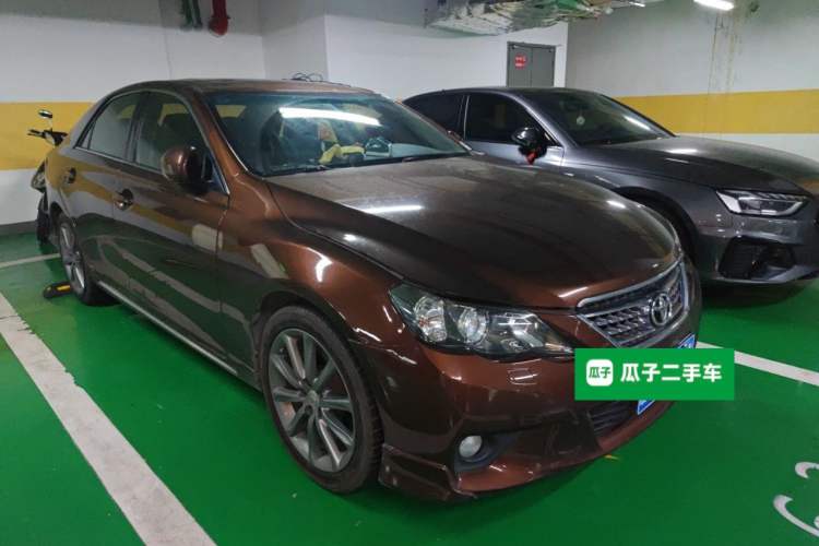 Used Toyota Reiz 2013 2.5V Elite Edition Front Right 45 Deg