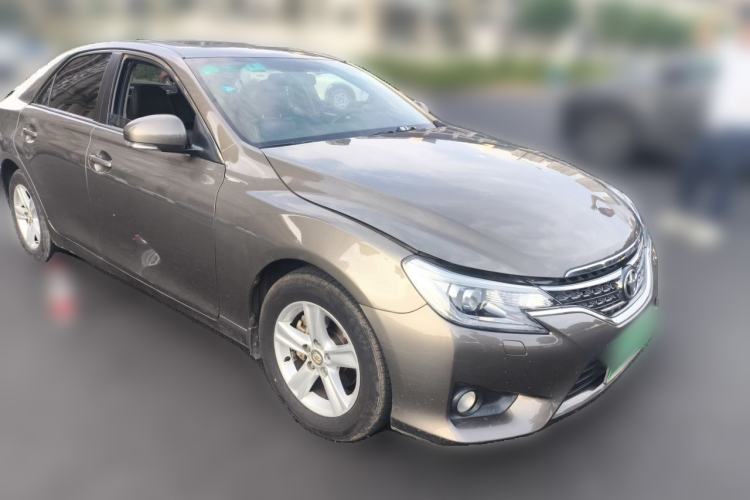 Used Toyota Reiz 2013 2.5V Elite Edition Front Right 45 Deg